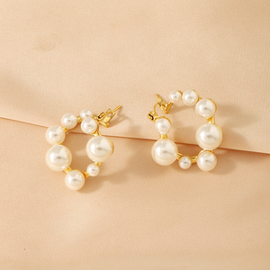 Joyería de mujer, pendientes de aro de perla de racimo chapados en oro de 18 quilates de acero inoxidable, pendientes de aro con cuentas de perlas de agua dulce - Product Image 5