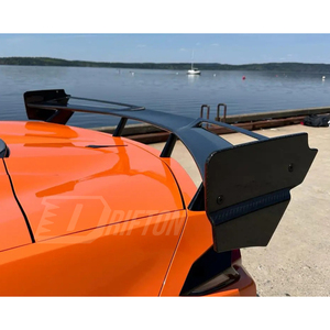 Aileron arrière ventilé en fibre de carbone sèche DRIFTON Corvette pour Chevrolet Corvette C8 Stingray Z51 2020-2026 - Product Image 1