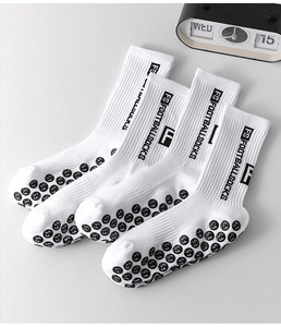 Calcetines de Fútbol Antideslizantes Personalizados para Hombre, Calcetines de Fútbol con Agarre y Base Reforzada al por Mayor - Product Image 1