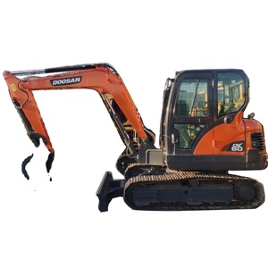 Excavatrice sur chenilles hydraulique Doosan Dx60 6 tonnes d'occasion de haute qualité, faible consommation, certifiée CE, pompe hydraulique KYB, marteau briseur, provenance Corée - Product Image 1