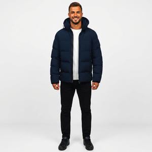 Veste matelassée à capuche tendance de haute qualité pour homme Logo personnalisé Hiver Col montant Grande taille Fermeture éclair Veste matelassée pour homme - Product Image 1