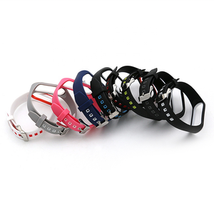 Pour <span class=keywords><strong>Xiaomi</strong></span> <span class=keywords><strong>Mi</strong></span> <span class=keywords><strong>Band</strong></span> 3 & <span class=keywords><strong>4</strong></span> <span class=keywords><strong>Smart</strong></span> Watch Strap Sport Silicone Rubber avec <span class=keywords><strong>Smart</strong></span> Caractéristiques Compatible avec <span class=keywords><strong>Mi</strong></span> 3 & <span class=keywords><strong>4</strong></span> <span class=keywords><strong>Smart</strong></span> <span class=keywords><strong>Bracelet</strong></span> - Product Image 4