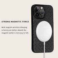 Coque de téléphone en cuir personnalisée 2025 nouveau design avec bandoulière pour iPhone 15 Pro Max housse de protection fonctionnelle