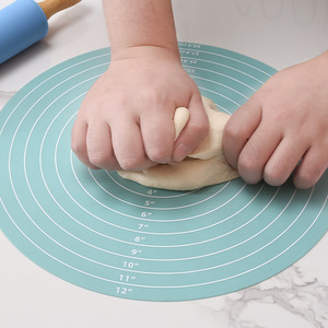 30cm Round <b>Silicone</b> Kneading <b>Mat</b> Thickened Anti-Slip Rolling <b>Mat</b> Kitchen Supply for Dough - Product Image 3