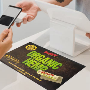 Alfombrilla de mostrador de PVC para ventana de escritorio de mostrador de tamaño personalizado con inserto para publicidad - Product Image 3