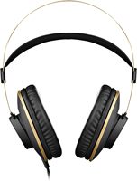 Casque audio AKG Pro Audio K92 circum-auriculaire fermé pour écoute critique et studio avec annulation active du bruit, noir mat et or