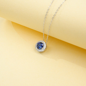 จี้เพชรทรงกลมเงินแท้ 925 ประดับไพลิน สร้อยคอหรูหราแบบเรียบง่าย - Product Image 4