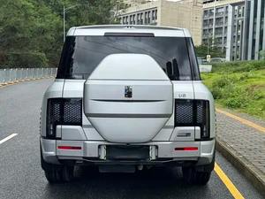 2023 Yangwang U8 Luxury Edition, 5-<b>door</b>, 5-seater, four-motor, four-wheel drive large SUV with panoramic sunroof. for Export - Product Image 5