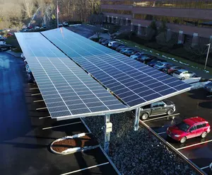 Uitstekende Waterdichte Prestaties Fotovoltaïsche Systeem Hernieuwbare Energieproducten Platte Dak Solar Carport