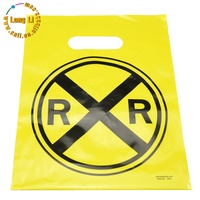 Sacs de shopping en plastique PE biodégradable découpés sur mesure avec logo imprimé en gravure, pour chaussettes, fourrures, chaussures, vêtements, emballages cadeaux, sacs rétractables