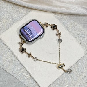 Correa de reloj con incrustaciones de cristal y flores elegantes para mujer, pulsera de repuesto con cadena delicada para reloj inteligente - Product Image 3