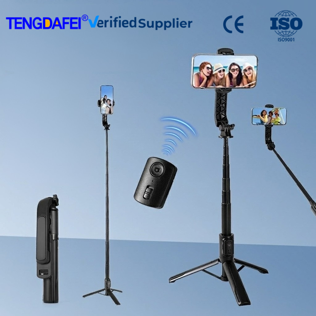 Factory Wholesale Ready to Ship Bluetooth Selfie Stick Portable Phone Tripod Stand for Selfie Vlog Shooting