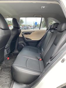Offre Spéciale <span class=keywords><strong>Toyota</strong></span> <span class=keywords><strong>RAV4</strong></span> Rongfang <span class=keywords><strong>2020</strong></span> 2.0L CVT 2WD Fashion Edition SUV compact à <span class=keywords><strong>vendre</strong></span> - Product Image 6