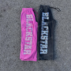 Ensemble sweats à capuche et pantalons de survêtement en strass pour hommes avec logo personnalisé imprimé Dtg Combinaison de survêtement vintage surdimensionnée avec pierres précieuses Y2k délavé à l'acide - Product Image 3