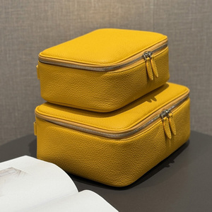 Sac de toilette en cuir véritable personnalisé avec logo, accessoires de voyage portables, pochette cosmétique, rangement, trousse de maquillage - Product Image 4