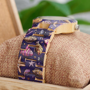 Montre unisexe en bois à quartz avec cadran à aiguilles classique, fabrication artisanale, logo personnalisé, conception de marque OEM, commande à faible quantité, vente en gros - Product Image 3