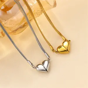 Latest Style 18K Gold Magnetic Heart Necklace Multi-Layered Collar Chain Stainless Steel Heart Pendant Necklace For Girl