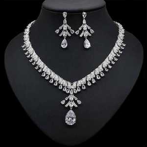 HIBRIDE yüksek kalite su damlası kübik zirkonya kristal düğün kolye ve küpe setleri gelin takı setleri kadınlar için N-168 - Product Image 4