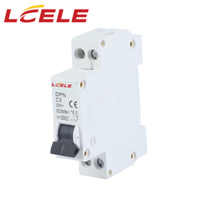 Mini disjoncteur magnétique compact 63A Courant nominal 4.5 KA Capacité de coupure Type C Courbe BCD pour espace restreint - Product Image 3