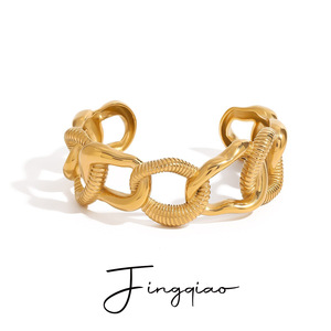 Pulsera de Cadena con Eslabones Retorcidos, Chapada en Oro de 18K, Acero Inoxidable, Diseño de Eslabones Irregulares, Joyería Unisex - Product Image 5