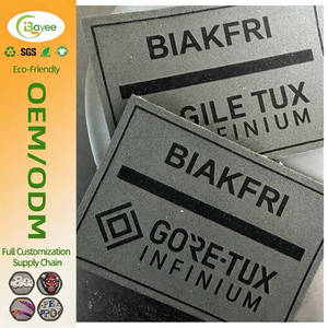 Étiquettes personnalisées pour vêtements en jean, patchs de design, étiquettes en cuir gaufré pour vêtements - Product Image 1