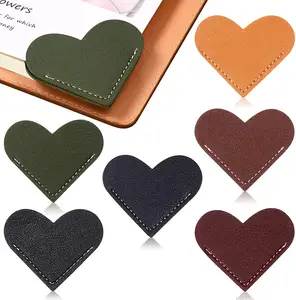 Leather Heart Bookmark Heart Page Corner Handmade Bookmark Leather Reading Cute Bookmarks Accessories for Bookworm Present