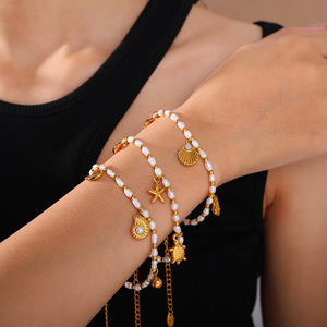 Bracelet en perles d'eau douce sur le thème de l'océan, plaqué or 18 carats, bijoux à breloques animales pour femmes, cadeau - Product Image 5