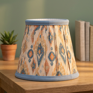 Abat-jour en coton imprimé de qualité supérieure |   Abat-jour en tissu plissé à motif géométrique bleu et orange pour lampes de table et de sol - Product Image 3