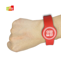 Hot Social Media Share Slim SW01 NFC bracelet intelligent bande personnalisé mince Nfc Bracelet Rfid Silicone Bracelet