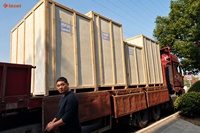 Akıllı 261kWh 135kW C&I BESS Kabini Sıvı Soğutmalı %99 Verimlilik 8000 Döngü Fabrika Deposu Zirve Güç Azaltma için