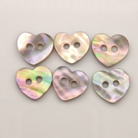 Boutons en coquille d'ormeau en forme de cœur en gros, boutons en coquille naturelle à l'éclat nacré pour chemises, robes, vestes, fournisseurs de vêtements