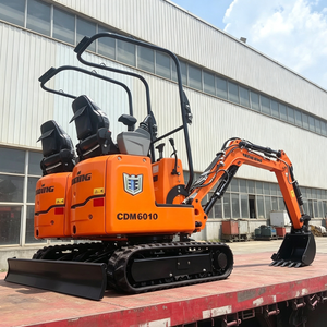 Miniexcavadora compacta CDM6010 para paisajismo, plantación de árboles, renovación de jardines, zanjas de drenaje y mantenimiento de propiedades - Product Image 1