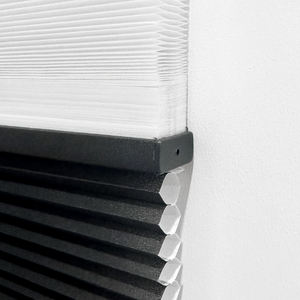 Stores en nid d'abeille thermiques intégrés électriques jour et nuit, économie d'énergie, conception à double cellule pour l'isolation et l'intimité, utilisation au bureau - Product Image 4