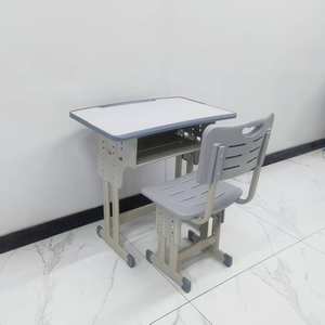 Ensemble <span class=keywords><strong>de</strong></span> chaise et <span class=keywords><strong>de</strong></span> bureau d'école primaire réglable en hauteur, bureaux et chaises <span class=keywords><strong>de</strong></span> classe réglables en hauteur pour la maternelle, ensembles <span class=keywords><strong>de</strong></span> <span class=keywords><strong>table</strong></span> et <span class=keywords><strong>de</strong></span> chaise bon marché - Product Image 4