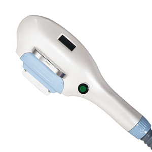 Équipement léger pulsé intense professionnel avec la radiofréquence intégrée pour le traitement complet de la pigmentation - Product Image 5