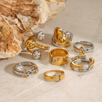 Bagues J&D Modern Chic en Acier Inoxydable Or 18K, Bagues Bicolores Superposées à Côtes au Design Mixte Or et Argent