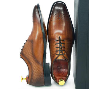 Chaussures en cuir de qualité supérieure, nouées à la main, pour tenues de cérémonie, mariages, bureaux et chaussures habillées et richelieu pour hommes. - Product Image 3