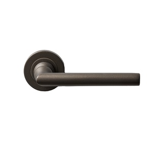 Manija de Puerta Moderna y Duradera de Acero Inoxidable Color Bronce, Tirador de Puerta Personalizado para Gabinete, Barra de Privacidad, Herrajes para Cerradura de Puerta - Product Image 1