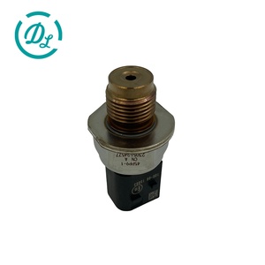 Sensor de Presión de Combustible Common Rail EexcavaStart, Repuesto 21880678, Pieza de Repuesto Duradera de Alto Rendimiento para Miniexcavadora - Product Image 1