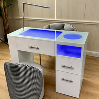 Table et chaises de manucure LED modernes et luxueuses pour techniciens de salon de beauté