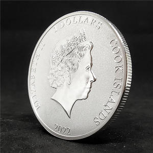Pièce de paon plaquée argent portrait de la reine d'Angleterre pièce commémorative - Product Image 6