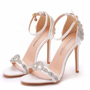 白色女性踝带5 9厘米大码凉鞋高跟鞋闪亮水晶新娘鞋2022