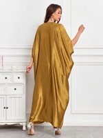 Gaun Maxi Satin Ukuran Besar Model Lengan Kelelawar V-Neck dengan Ikat Depan untuk Liburan di Prancis, Pakaian Islami Grosir Custom