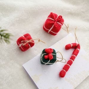 Petites béquilles en feutre de laine pour la décoration d'arbres DIY, accessoires élégants pour la Noël et pendentifs décoratifs - Product Image 3