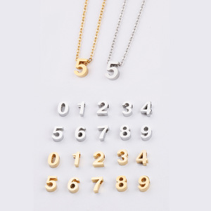 แฟชั่นเหล็กสแตนเลสชุบทอง<span class=keywords><strong>เสน่ห์</strong></span> DIY สำหรับการทำเครื่องประดับการตั้งค่าหนามเตยหมายเลข0-9สำหรับ<span class=keywords><strong>คู่</strong></span>รักเพื่อนที่ระลึก - Product Image 3
