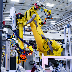 หุ่นยนต์อุตสาหกรรมความแม่นยำสูง R-1000iA/100F แขนหุ่นยนต์ดัดสำหรับการแปรรูปชิ้นส่วนโลหะแผ่นในอุตสาหกรรมยานยนต์ - Product Image 3