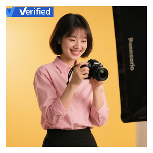 Services de conception photographique basés sur l'IA pour le commerce électronique : Contenu UGC pleine page, accessoires, prise de vue vidéo, retouche d'images, studio professionnel - Product Image 2