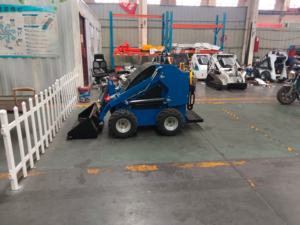 Expédition rapide Chargeuse compacte spéciale jardin pour <span class=keywords><strong>tonte</strong></span> et terrassement, Équipement d'ingénierie écologique - Product Image 2