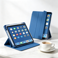 Étui pour iPad en cuir triple pliage en TPU souple avec emplacement pour stylet, couverture avec fonction veille/réveil automatique pour iPad Air 6 et iPad Pro 2024 11/13 pouces