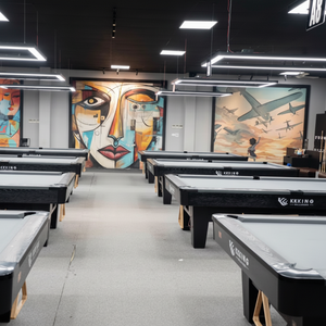 Table de billard artisanale Crafthouse avec poches en caoutchouc Uylin K55, coussinets professionnels, modèle de compétition, design impressionnant - Product Image 1